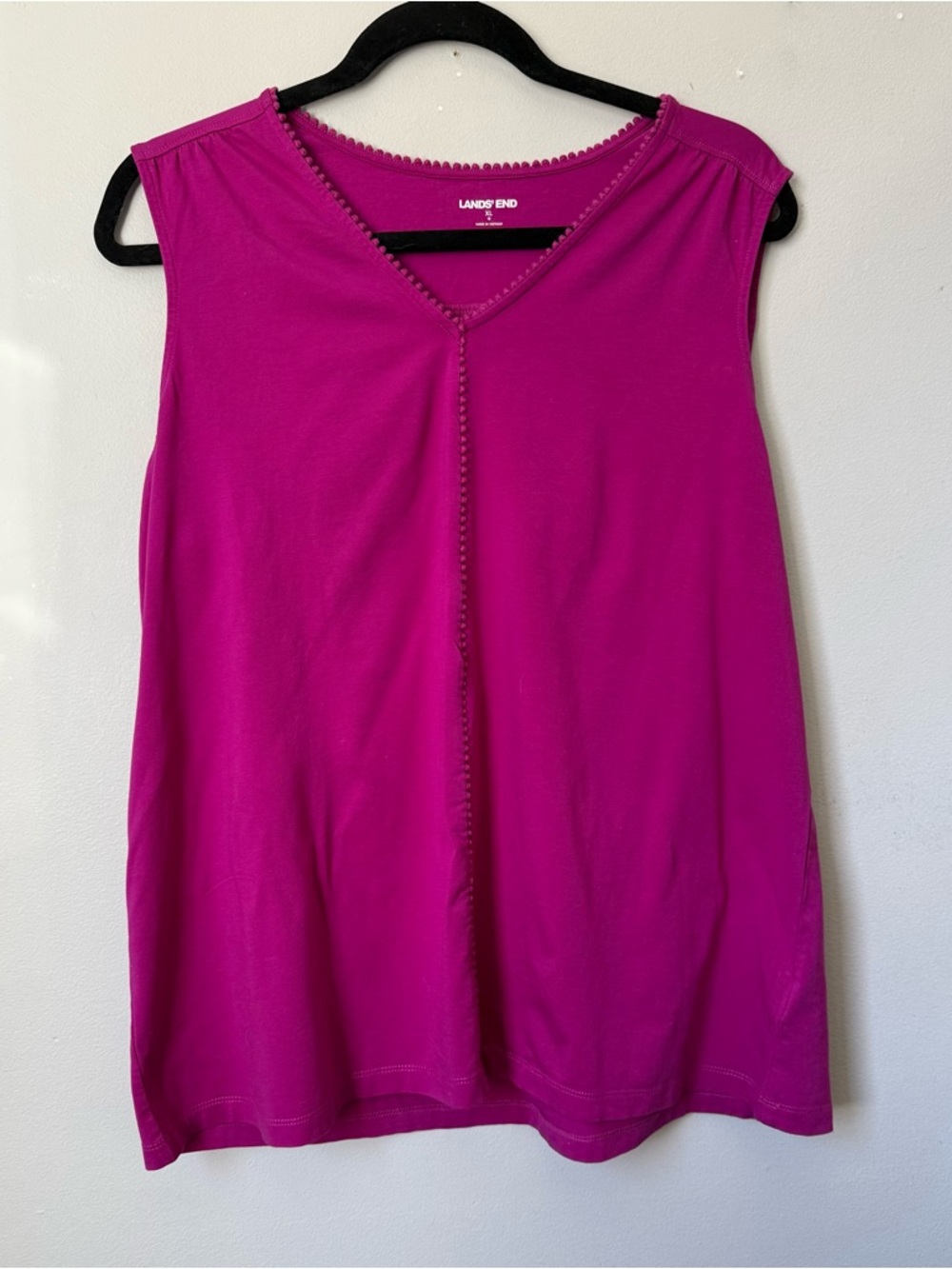 Lands' End Sleeveless V-Neck Tank Top in Bright Magenta